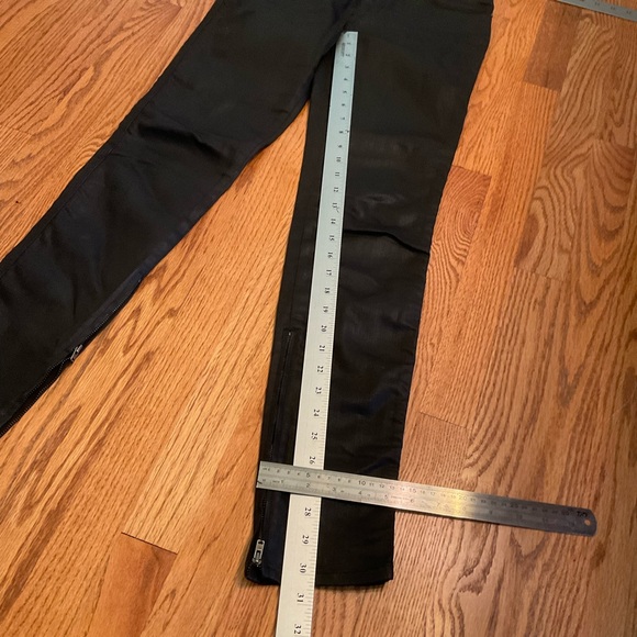 Zara Woman Zip Leg Mid Rise 5-Pocket Nylon Stretch Jeans Black leather look Sz 4 - Picture 10 of 10